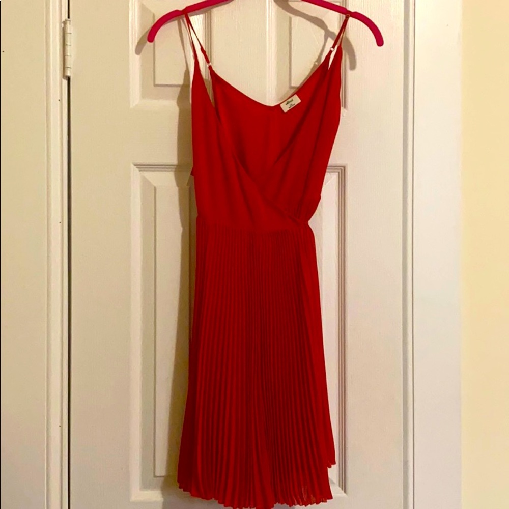NWT Wilfred red pleated mini dress xxs